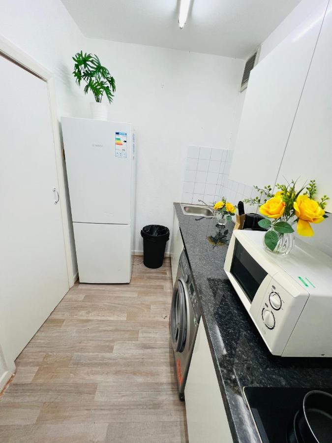 2-Bedroom Plus Living Room Flats Near Edgware Road London Eksteriør billede